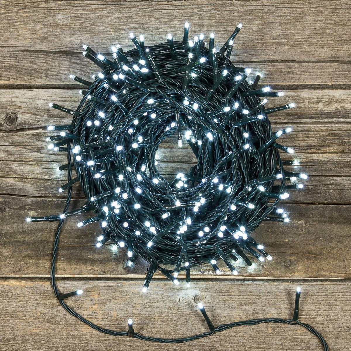 4 pezzi Mini catena luminosa a LED per casa delle bambole 4 pezzi Mini catena luminosa a LED per casa delle bambole