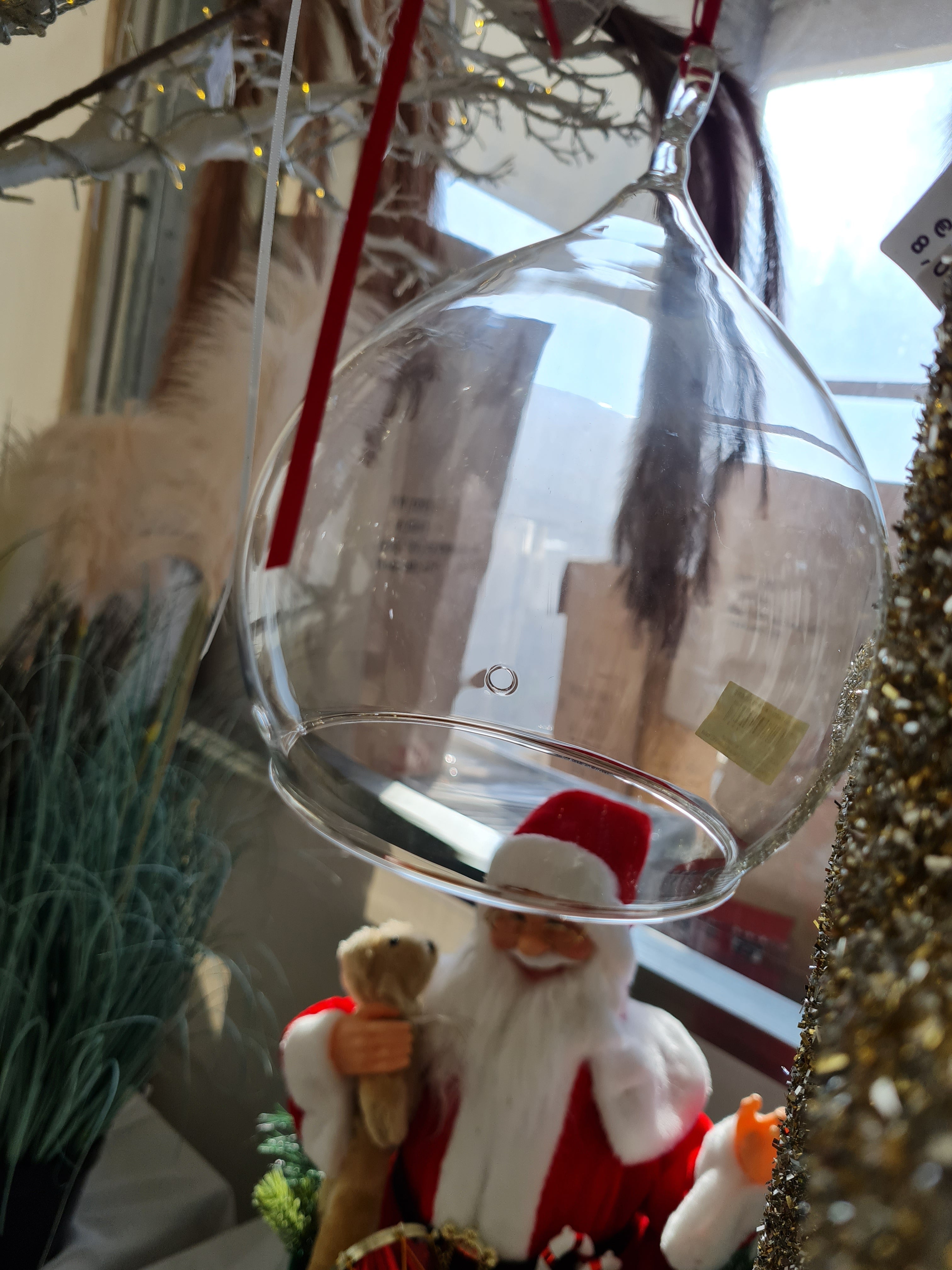 Palline in PVC Evelyn Champagne per albero di Natale moderno ed Palline in PVC Evelyn Champagne per albero di Natale moderno ed